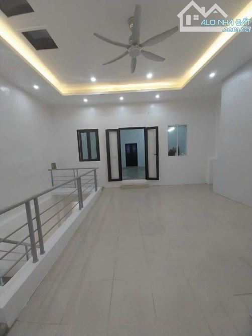 💥 CẦN BÁN NHÀ 2 TẦNG MẶT ĐƯỜNG HÀNG CẤP - TP NAM ĐỊNH: kinh doanh tốt, MT; 6m - 2