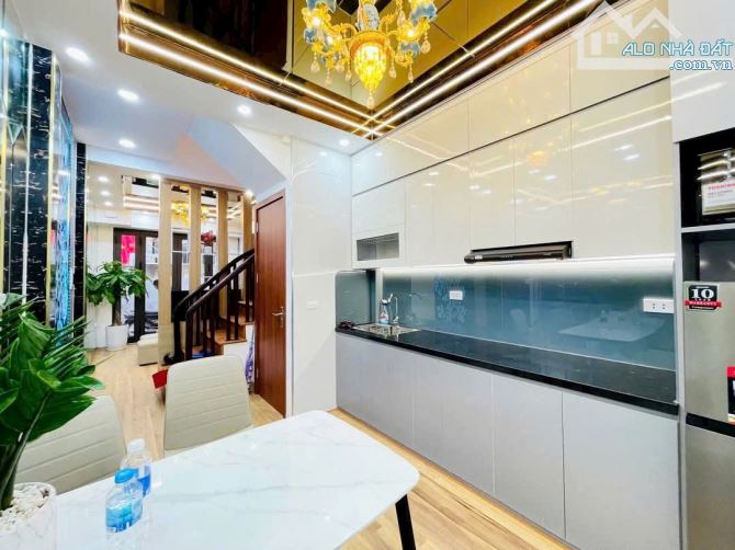 Bán Nhà Trần Quốc Vượng Cầu Giấy-Nhà Mới Gần Phố Nội Thất Cao Cấp-35m 5 Tầng Giá 7,4 Tỷ - 2