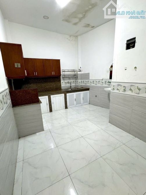 Bán nhà 2 mặt tiền ngay Nguyễn Oang, phường 6, Gò Vấp, 52m2, giá 4.2 tỷ - 2