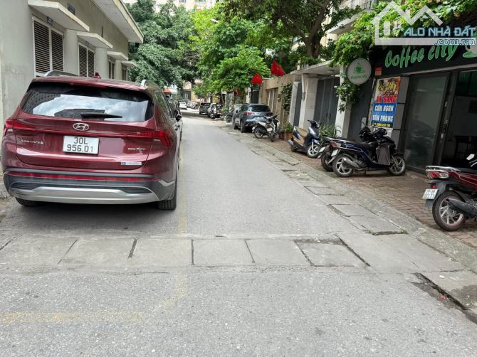 Bán biệt thự 5 tầng ngõ 164 Khuất Duy Tiến 148m2, mặt tiền 7.2m, 42 tỷ - 2