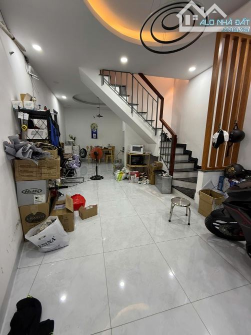 Bán nhà đẹp 2 tầng, 36m2, Nguyễn Văn Công, P3 Gò Vấp, Sổ nở hậu, nhỉnh 3 tỷ - 2