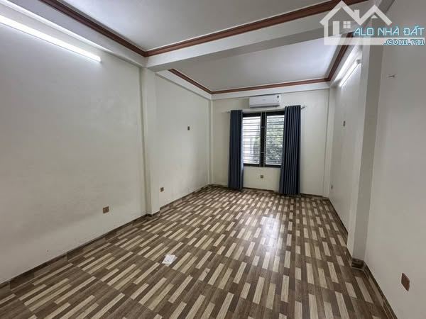 HIẾM 💥 NHÀ ĐẸP PHÚC LỢI - LONG BIÊN - NGÕ NÔNG - GẦN Ô TÔ TRÁNH - 40M2 X 4MT 💸 CHỈ 5.5 Ỉ - 2