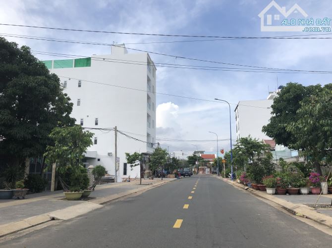 Tái Định CƯ PHƯỚC HẢI ĐƯỜNG HUỲNH TẤN PHÁT - đi bộ ra biển 250m Dt 160m2- ngang 8m-giá 7t5 - 2