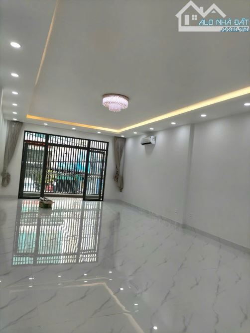 Siêu phẩm mặt tiền Đinh Bộ Lĩnh, giá đầu tư, khan hiếm bán gấp - 2