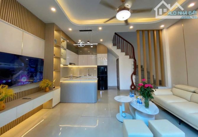 BÁN NHÀ  MỚI XÂY ĐẸP LUNG LINH -YÊN SỞ – HOÀNG MAI – DT 54M - 5 TẦNG – LÔ GÓC – MẶT TIỀN R - 2