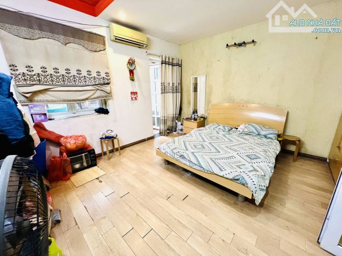 TẬP THỂ NGUYỄN THAI HỌC – TẦNG 3 – 85M - Ô TÔ – THOÁNG – GIÁ 4,6 TỶ - 2