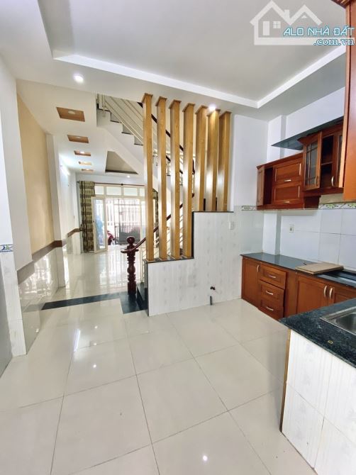 BÁN NHÀ PHAN HUY ÍCH - 2 TẦNG, 50M² - SAU EMART - P14 GÒ VẤP - CHỈ 4.X TỶ - 2