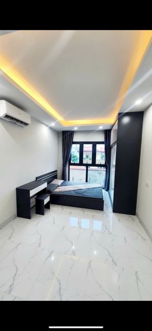 SIÊU PHẨM CẦU GIẤY - DỊCH VỌNG HẬU - NGÕ 3 GÁC - TIỆN ÍCH BẠT NGÀN - 48M - HƠN 10 TỶ - 2