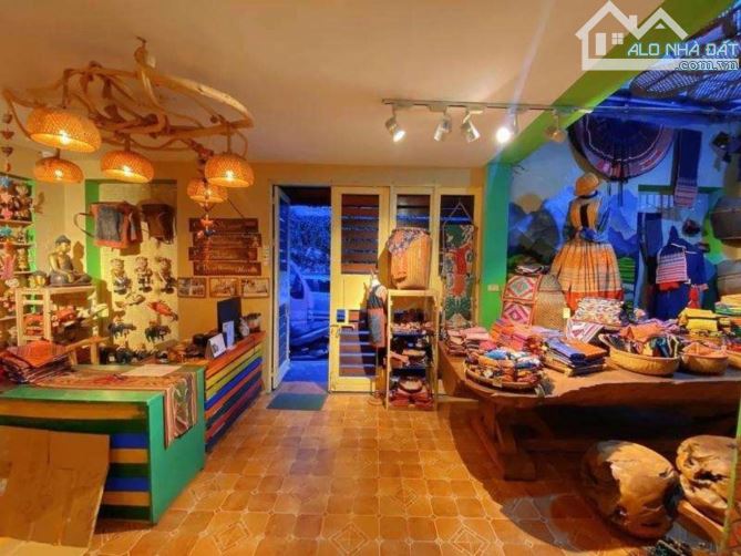 Bán nhà mặt phố Nguyễn Thị Định cầu giấy căn góc 2 mặt thoáng vỉ hè rộng kinh doanh  DT 99 - 2