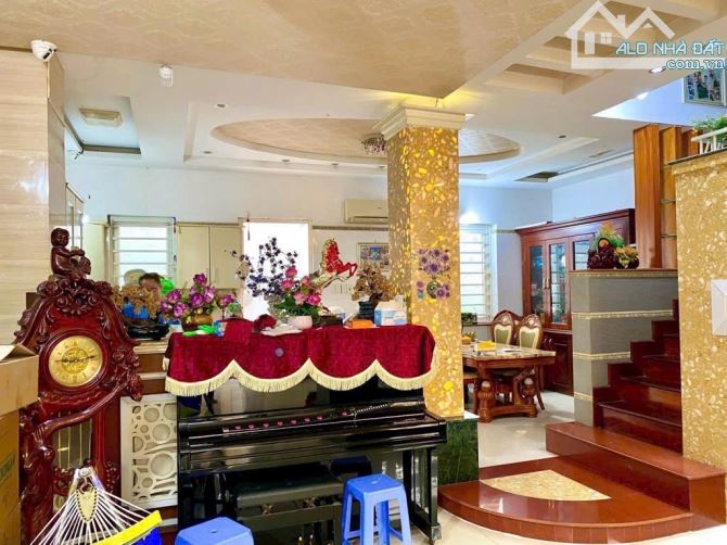 Bán nhà 3 tầng, 8m x 15m, hẻm 10m, khu quân đội, gần Emart Phan Văn Trị, phường 7, Gò Vấp - 3