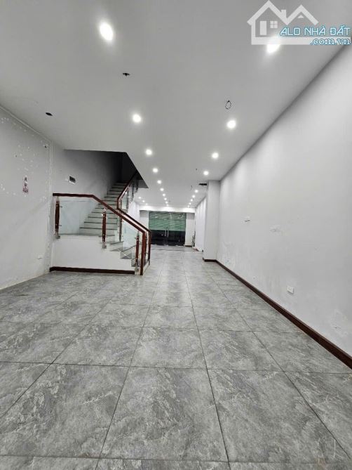 BÁN LIỀN KỀ NGUYỄN VĂN LỘC MỘ LAO, Ô CHỜ THANG MÁY, KINH DOANH, DT:77M2, GIÁ 22,3 TỶ - 3