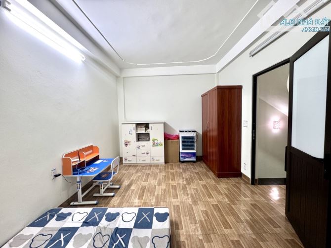 Bán nhà Đông Mỹ, Thanh Trì, 60m2 x 3 tầng, cách 15m ra trục chính,giá 5,6 tỷ - 3
