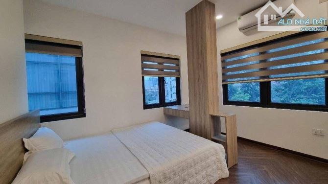 Hoàng Quốc Việt cầu giấy  110m2 xây 9T có hầm lô góc giá nhỉnh 50 tỷ. - 3