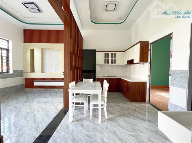 Bán Nhà Mỹ Hạnh Bắc gần ngã 3 Mỹ Hạnh,100m2 sổ hồng riêng , 3 phòng ngủ, bán 1.65 tỷ - 3
