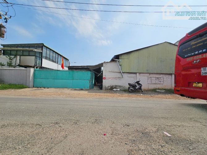 Nhà xưởng gần ngã tư Bình Thung, phường Tân Đông Hiệp, thành phố Dĩ An. 40 tỷ - 3