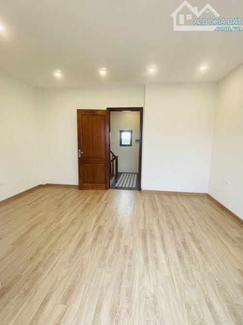 Bán Nhà 6 Tầng 43m2 Mới Xây, Mặt Tiền Rộng, Trung Tâm Giang Biên, VF3 Đỗ Cửa, Giá 8,48 Tỷ - 3