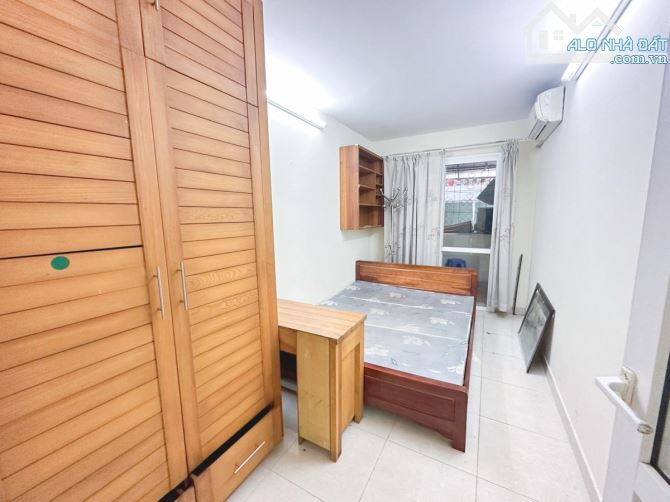 Bán căn tập thể Đội Cấn - tàng 3 2 ngủ - 70m2 - 2 mặt thoáng về ở ngay - 3