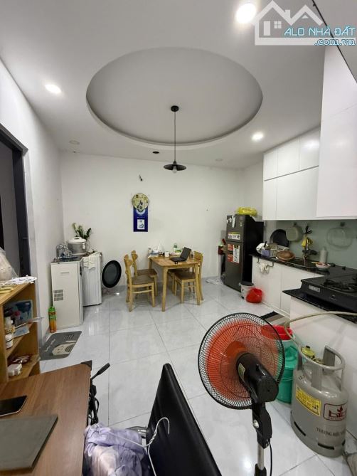 Bán nhà đẹp 2 tầng, 36m2, Nguyễn Văn Công, P3 Gò Vấp, Sổ nở hậu, nhỉnh 3 tỷ - 3