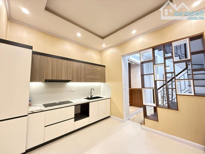 Cần bán nhà phố Lương yên 44m2 4tầng  3,2m mặt tiền - 3