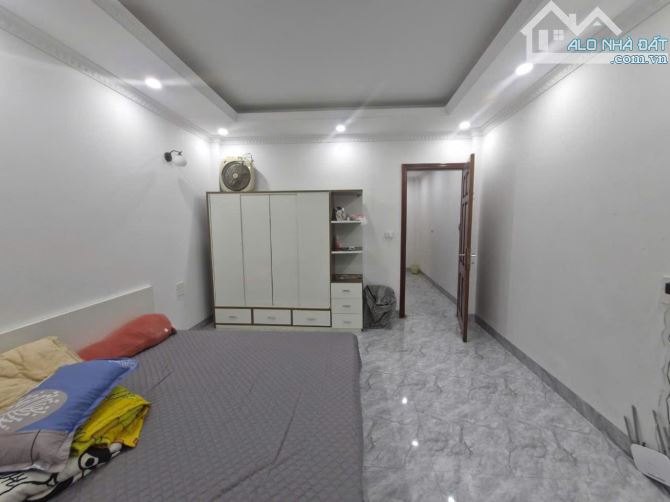 BÁN GẤP NHÀ ĐẸP GẦN KĐT ĐÔ NGHĨA🔥5 TẦNG- 50M2🔥GIÁ CHỈ 5,3 TỶ🔥Ô TÔ 5 CHỖ ĐỖ CỬA - 3