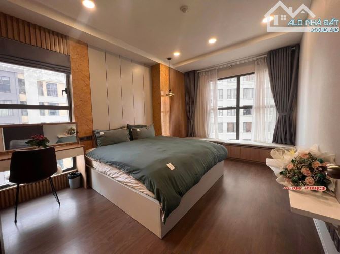 Chung cư Sky center ,P2,Tân Bình: 107m2,3p ngủ,2wc,NTCC,21tr - 3