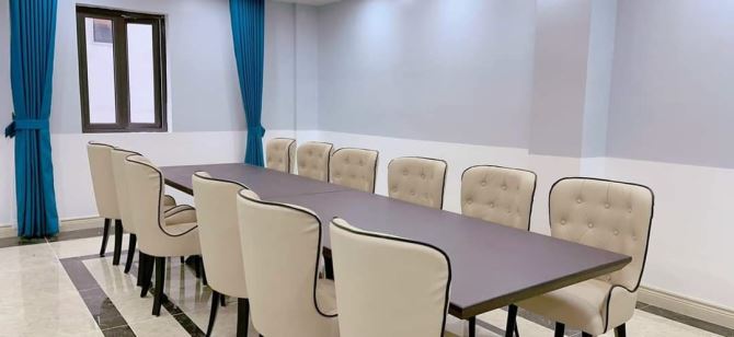 TOÀ VĂN PHÒNG MẶT PHỐ HOÀNG CẦU DT98m2 THANG MÁY KD SẦM UẤT + VỈA HÈ - 3