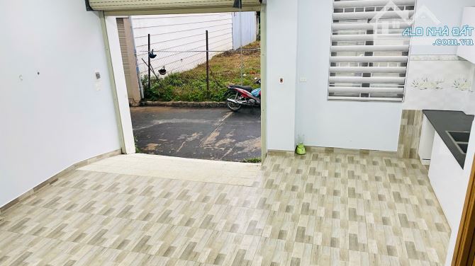 BÁN NHÀ MỚI. GẦN HỒ XUÂN HƯƠNG ĐƯỜNG PHANCHU TRINH PHƯỜNG 9 ĐÀ LẠT. - 2