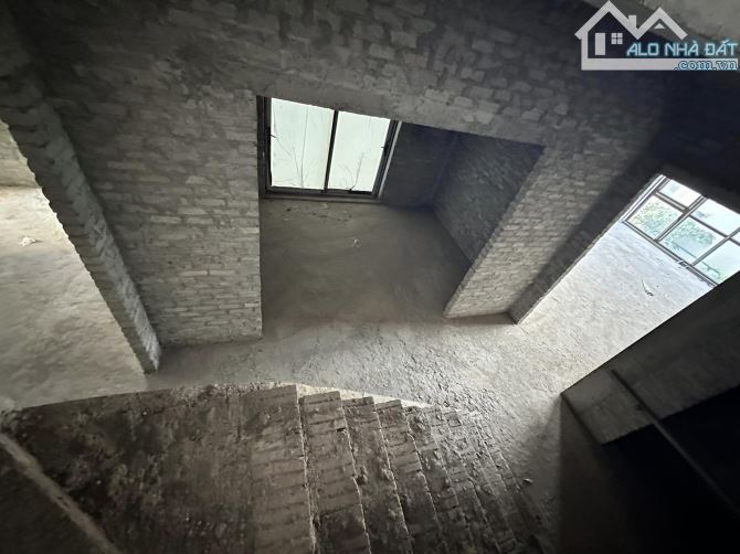 Biệt thự Tràng An Complex - Phùng Chí Kiên 89 tỷ, 226.6m2, 5 tầng, mặt tiền 8.4m. - 3