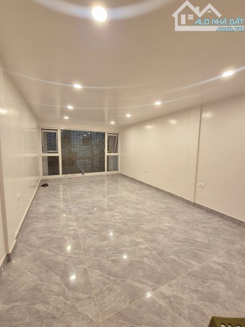 Nhà đẹp ở luôn Nguyễn Trãi Thanh Xuân. Sổ 63m, 6 tầng MT4m Giá 16 tỷ Ngõ ô tô tránh - 4