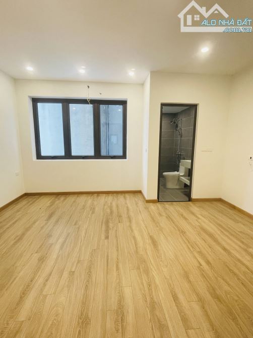 Bán Nhà 6 Tầng 43m2 Mới Xây, Mặt Tiền Rộng, Trung Tâm Giang Biên, VF3 Đỗ Cửa, Giá 8,48 Tỷ - 4