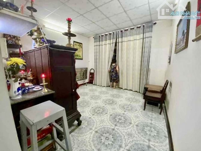 NHÀ 2 TẦNG MẶT TIỀN BÀU HẠC –GÓC 2 MẶT TIỀN–GẦN CHỢ CỒN–KINH DOANH SIÊU TỐT –NHỈNH NHẸ 5TỶ - 4