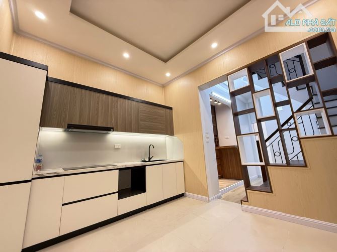 Cần bán nhà phố Lương yên 44m2 4tầng  3,2m mặt tiền - 4