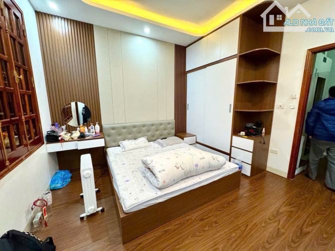 6 tầng thang máy Xuân Đỉnh, gara ô tô 7 chỗ , dân xây ở luôn - 4