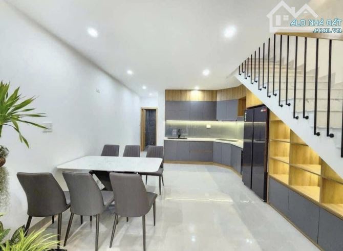CẦN BÁN NHÀ ĐƯỜNG NGUYỄN TUYỂN, BÌNH TRƯNG TÂY, QUẬN 2 - GIÁ:6TỶ120/71,6M2 (5x14,32M). - 4