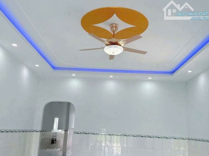 BÁN NHÀ CẤP 4 GIÁ RẺ,ĐƯỜNG XE HƠI,ẤP BÌNH TIỀN,ĐỨC HÒA HẠ,110M2 GIÁ 1TỶ850 - 4