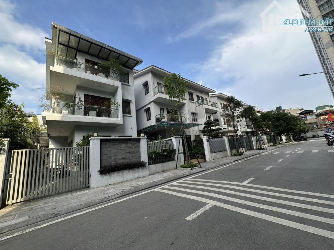 Biệt thự Tràng An Complex - Phùng Chí Kiên 89 tỷ, 226.6m2, 5 tầng, mặt tiền 8.4m. - 4
