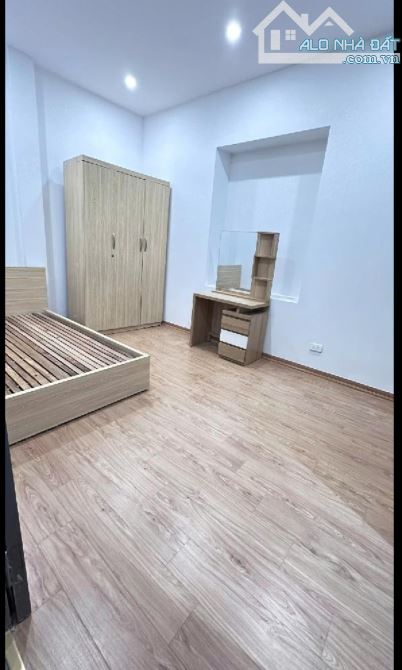 8.x tỷ/56 M2/4 tầng/7 M tiền/Phúc Đồng/ Ô tô đỗ cổng - 4