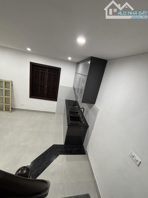 🔥 BÁN NHÀ NGUYỄN CAO – GẦN PHỐ – 35M2 – 5 TẦNG – SÂN ĐỂ XE – 7.3 TỶ 🔥 - 5