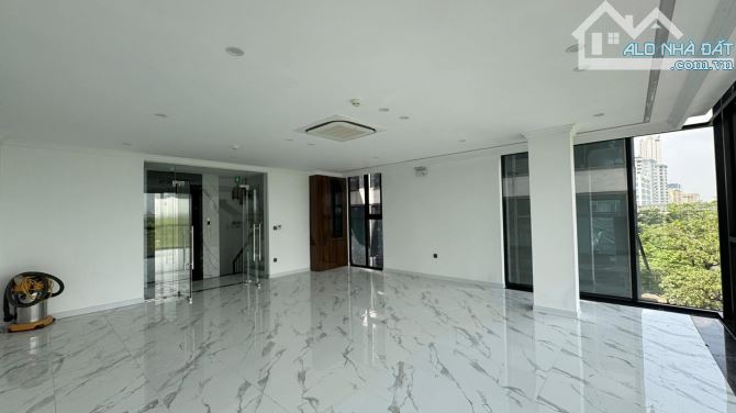 Tòa Văn Phòng Lô Góc - Đẹp Nhất Quận CẦU GIẤY 80M2 MT 6m 8 Tầng chỉ 49 tỷ - 5
