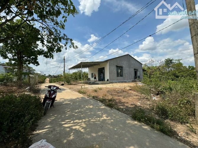 Cukuin-Daklak,360m2 đất,có thổ cư,mặt tiền nhựa ngang 8*40,nở hậu - 5