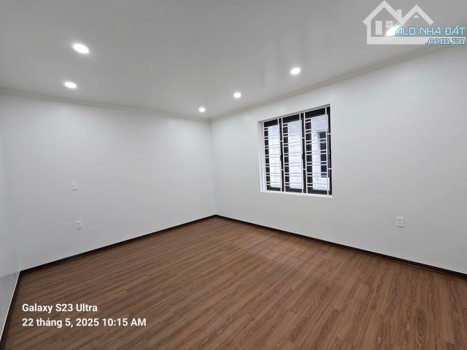 Bán nhà 4 tầng x 75m khu Bạch Đằng Luxury. Giá 11,5  tỷ - 5