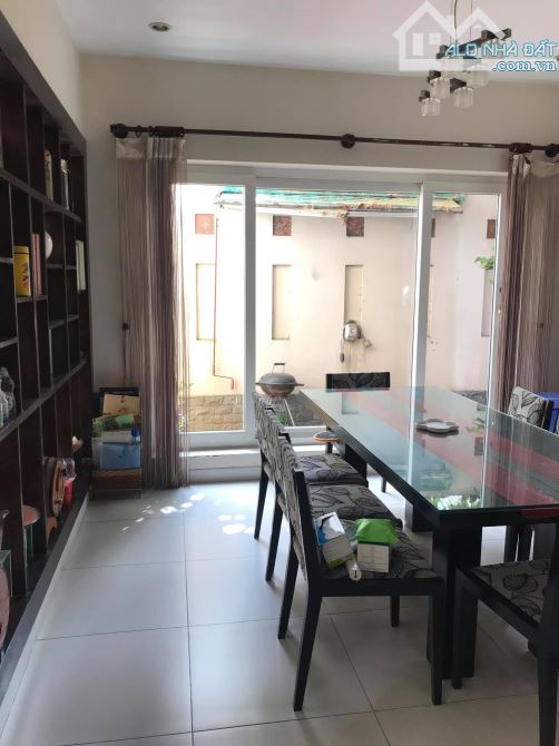 Biệt Thự MT Đường 19A, Khu Tên Lửa, 10x19 , 1 Trệt 1 Lầu , Gía 24 Tỷ , Lh : Kim Hữu - 5