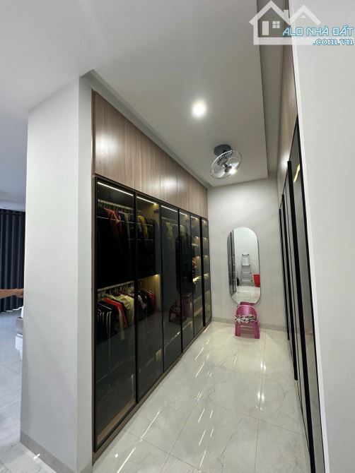 VỊ TRÍ KIM CƯƠNG VIEW BIỂN MT HOÀNG SA NHÀ 3 TẦNG 1 TUM - 5