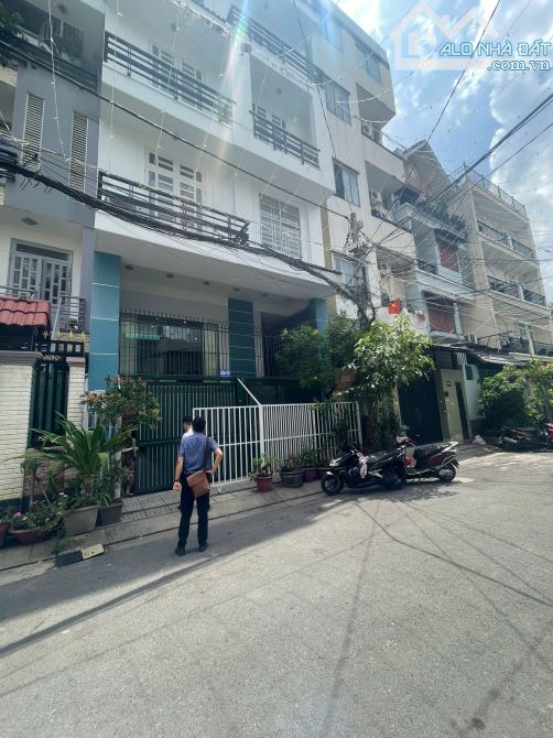NHÀ CMT8 Q3 ( 7 X 23M2) 6 TẦNG NHÀ MỚI , THU NHẬP 100TR MỖI THÁNG . GIẢM 6 TỶ - 5