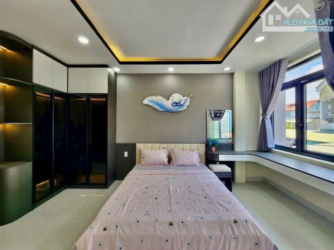 BÁN NHÀ ĐẸP GẦN HUỲNH TẤN PHÁT + NGUYỄN THỊ THẬP - 4X17 - 3 TẦNG 4PN - NHỈNH 7 TỶ - 5