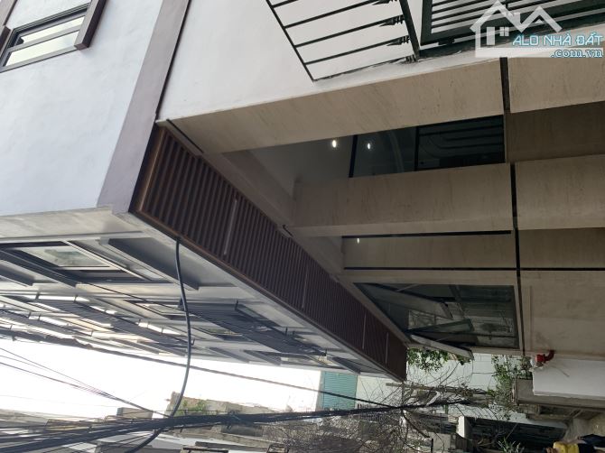 Hoàng Quốc Việt cầu giấy  110m2 xây 9T có hầm lô góc giá nhỉnh 50 tỷ. - 6