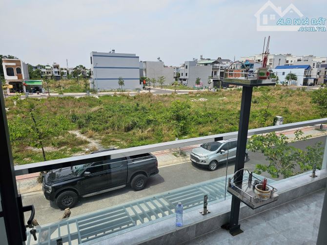 NHÀ 1 TRỆT 1 LẦU P.BỬU LONG - ĐƯỜNG F6 - 6