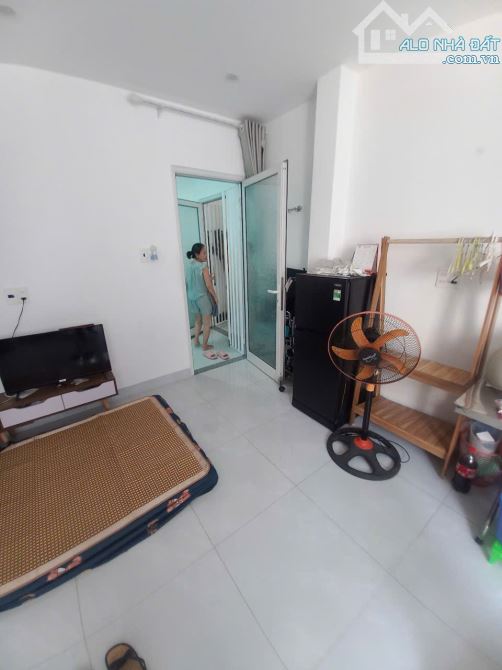 TÒA CĂN HỘ PHAN THÀNH TÀI - 75M2 - 4 TẦNG - LÔ GÓC KẸP KIỆT - GẦN SÔNG HÀN - 12 TỶ - 6