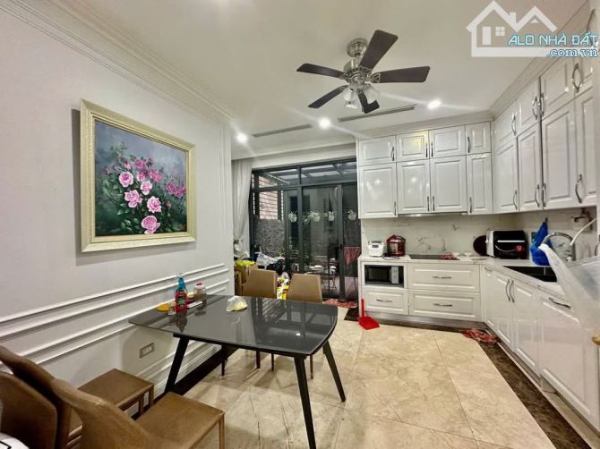 Bán nhà liền kề KĐT 54 Hạ Đình Thanh Xuân 108 m2 6 tầng giá 30 tỷ. - 6