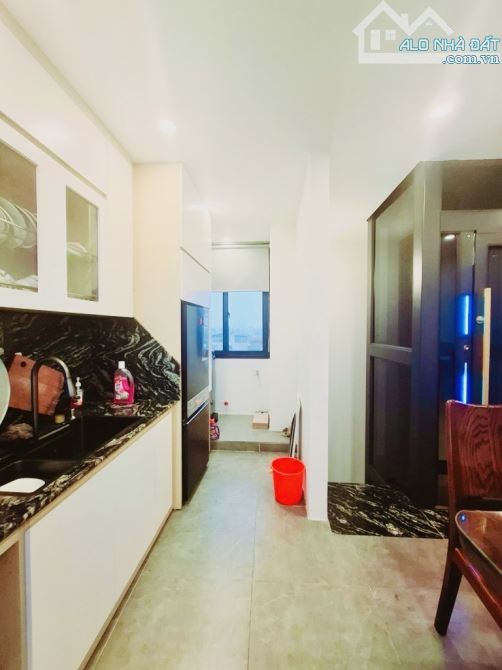 HIẾM!!! 11,x Tỷ Sở Hữu Ngay Mặt Phố Kinh Doanh - 7 Tầng Thang Máy - Ô Tô Tải Tránh - 7